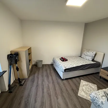 Monteur Und Zentrum Wlan, Kueche Und Parkplatz Feriehus Herne