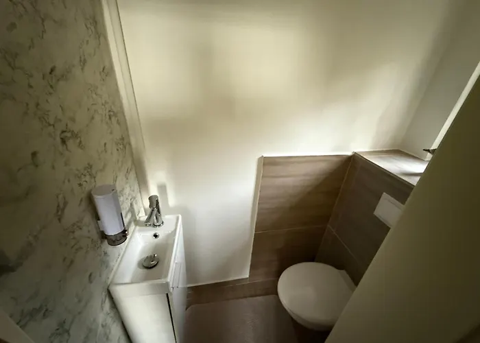 Feriehus Monteur Und Zentrum Wlan, Kueche Und Parkplatz *